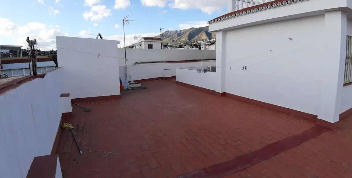 Sale of detached villa in Mijas 43