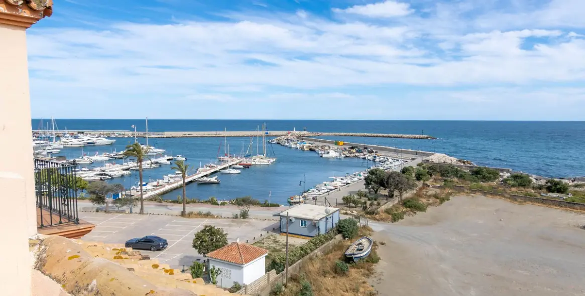 Продажа таунхауса в Estepona 17