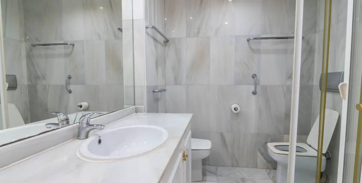 Sale of townhouse in Estepona 31