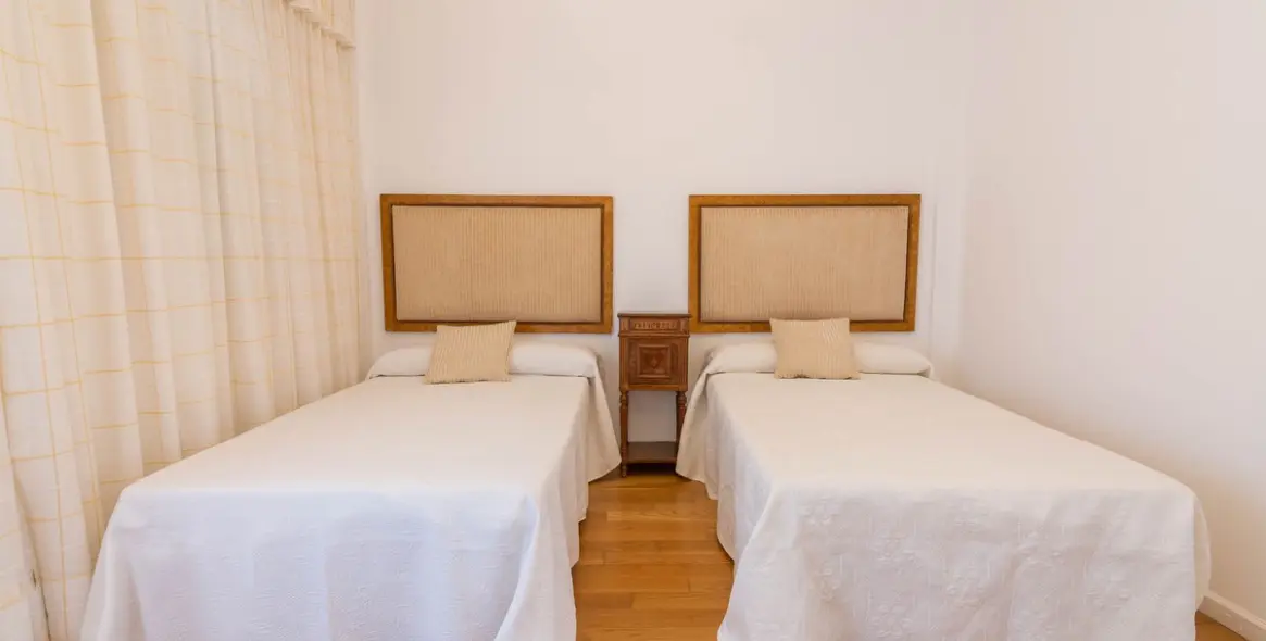 Sale of townhouse in Estepona 32