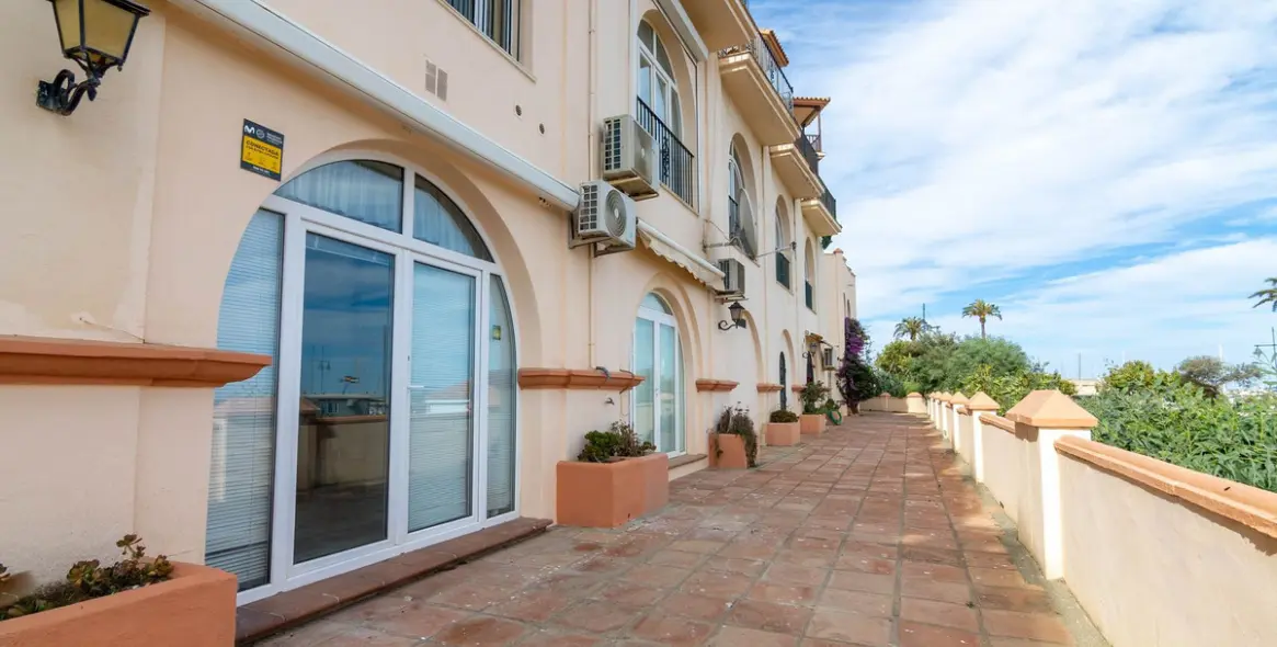 Sale of townhouse in Estepona 48