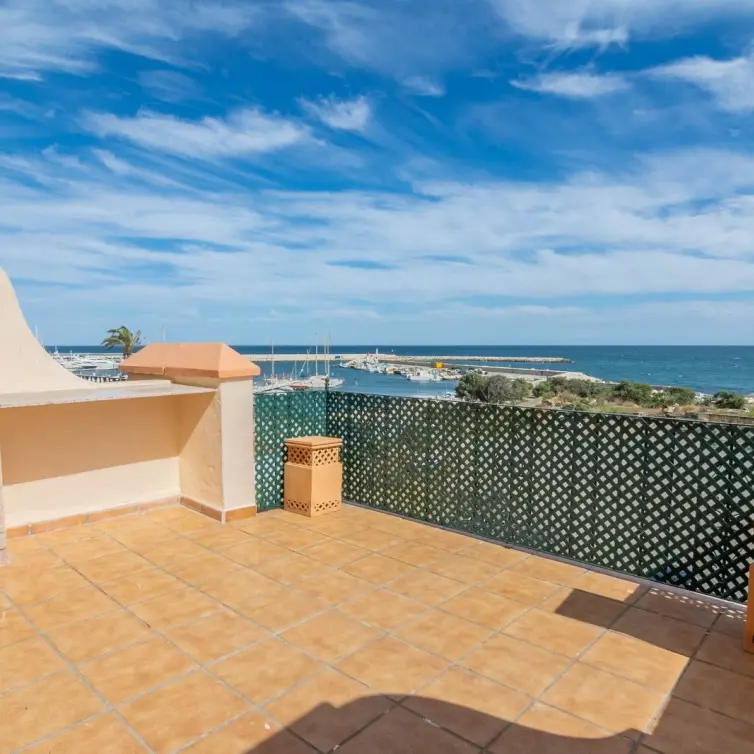 Venta de adosado en Estepona