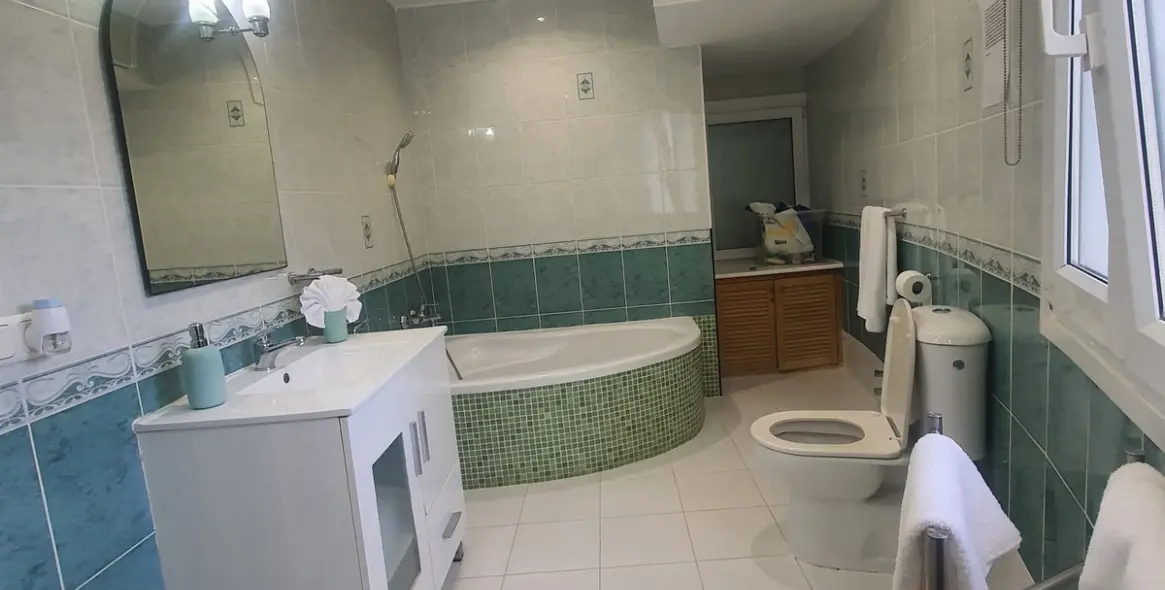 Продажа  отдельно стоящей виллы в El Faro 6