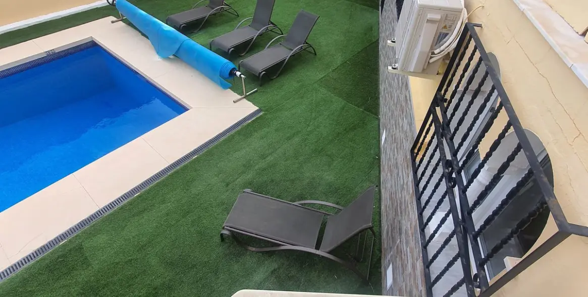 Продажа  отдельно стоящей виллы в El Faro 13