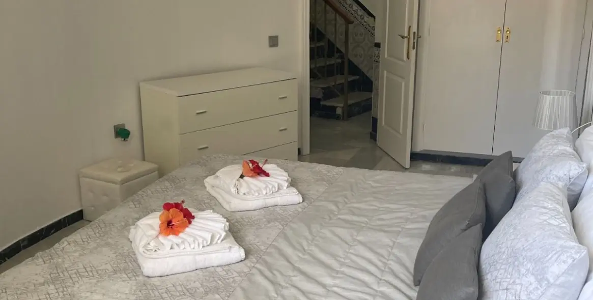 Продажа  отдельно стоящей виллы в El Faro 17