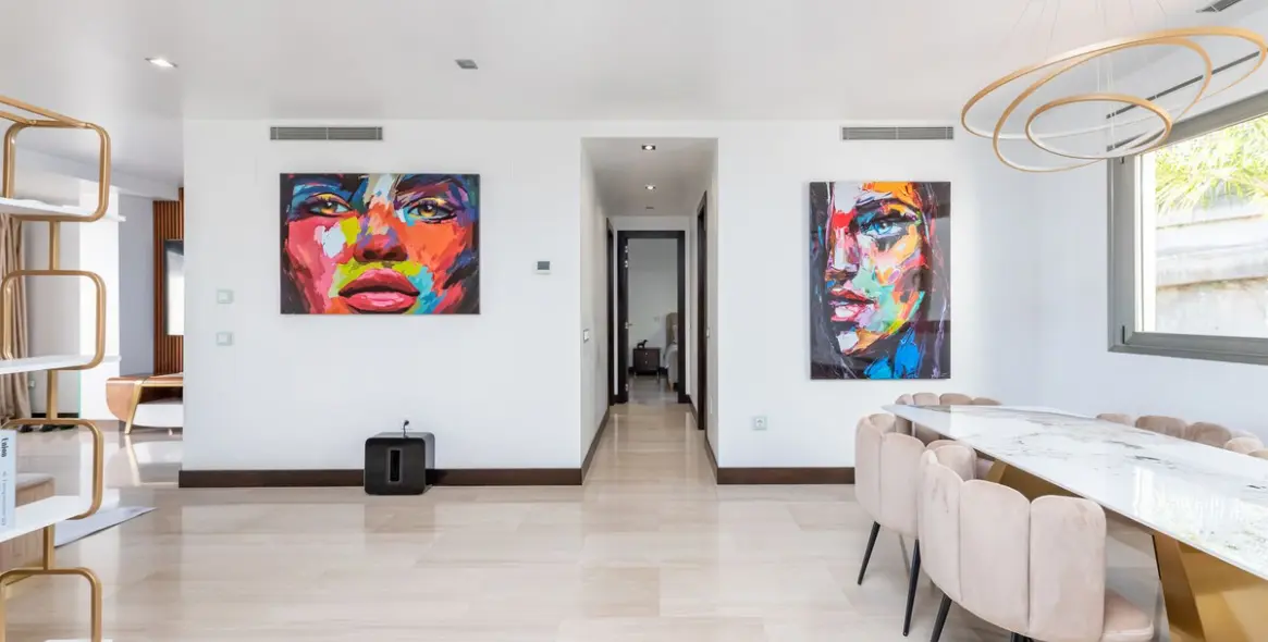 Venta de apartamento en planta media en Benahavís 7