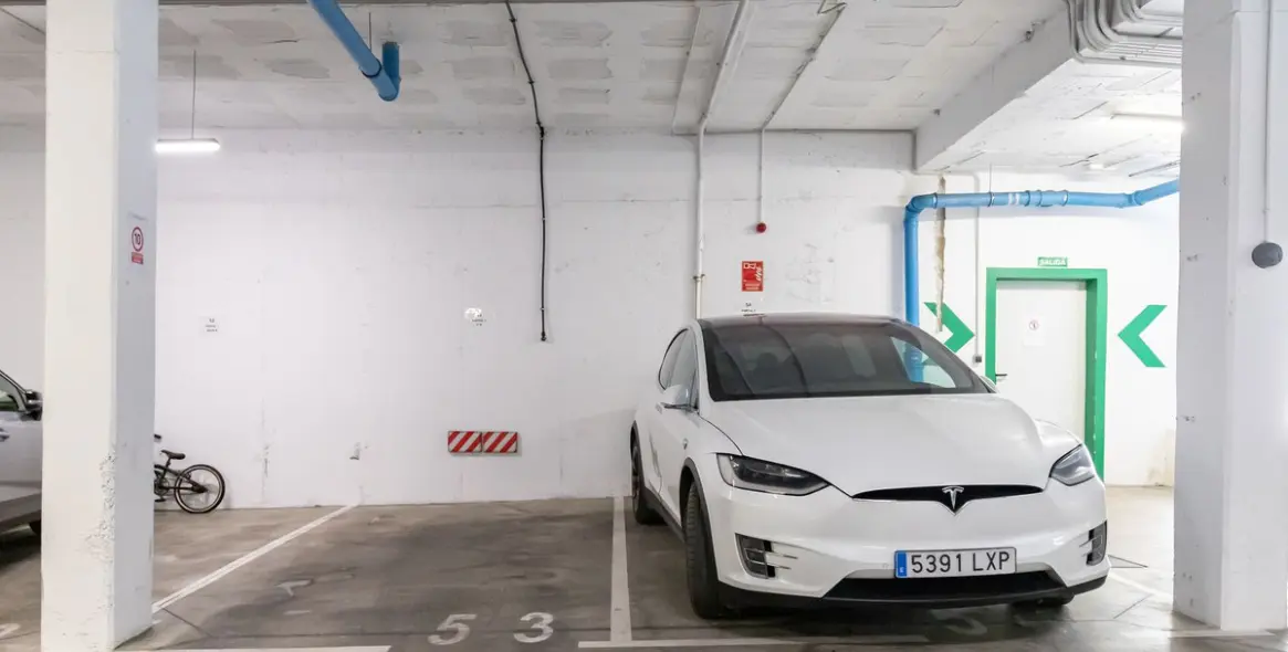 Venta de apartamento en planta media en Benahavís 34