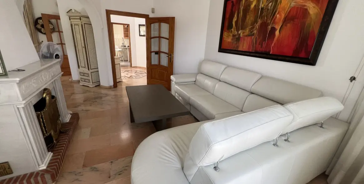 Sale of semi-detached house in San Pedro de Alcántara 6