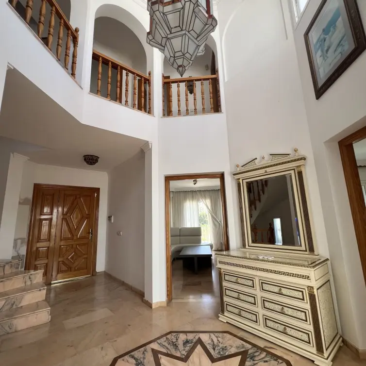 Продажа дома на две семьи в San Pedro de Alcántara