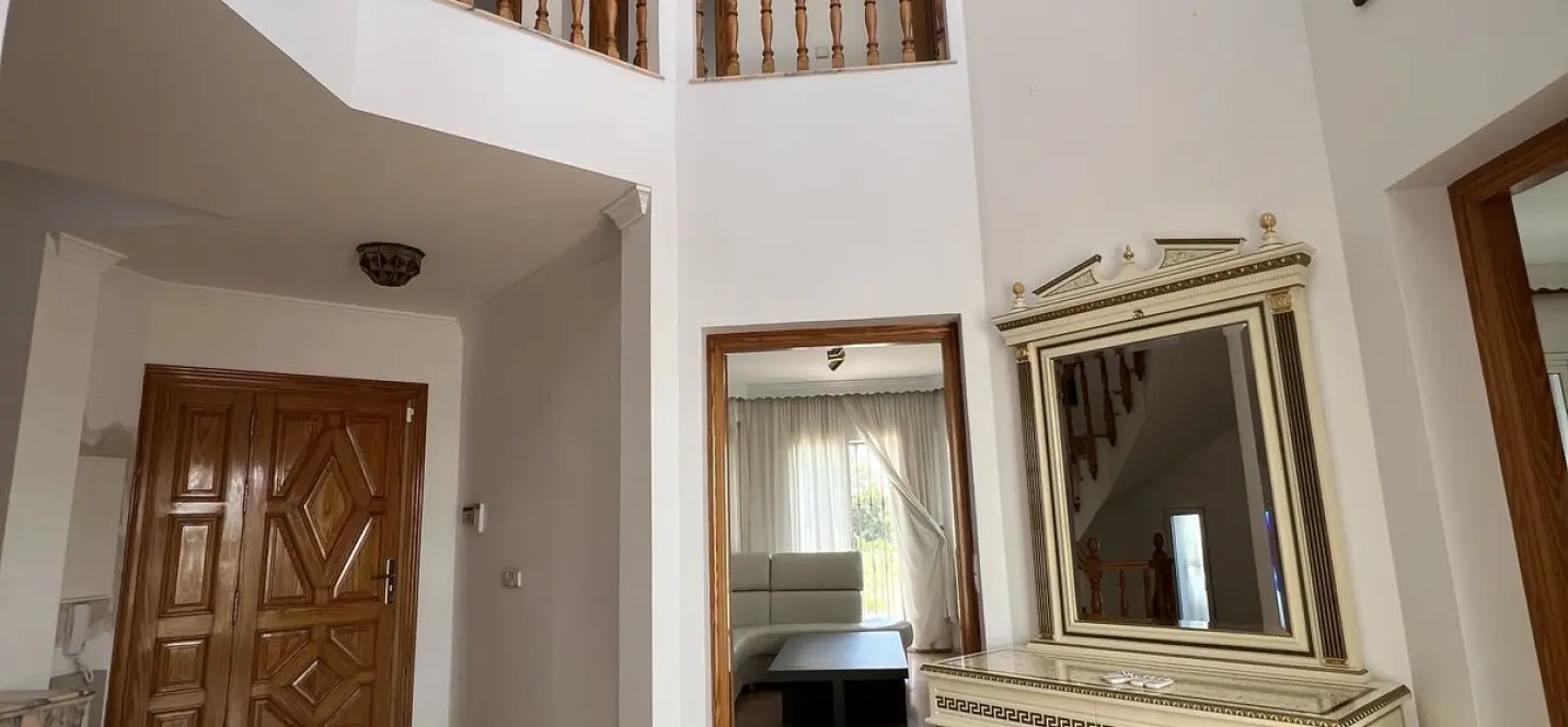 Продажа дома на две семьи в San Pedro de Alcántara 1