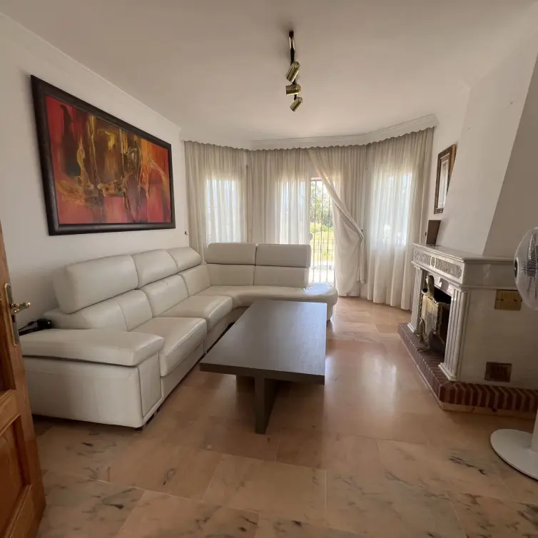 Продажа дома на две семьи в San Pedro de Alcántara