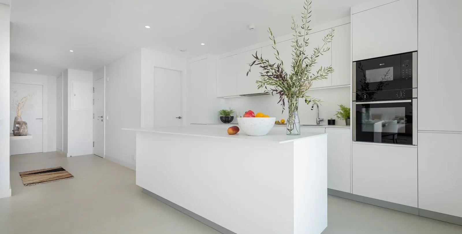 Sale of middle floor apartment in Fuengirola 15