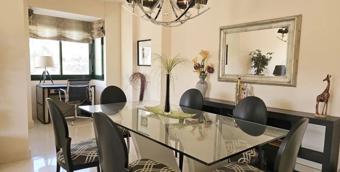 Sale of penthouse duplex in Benahavís (district Benahavís) 3