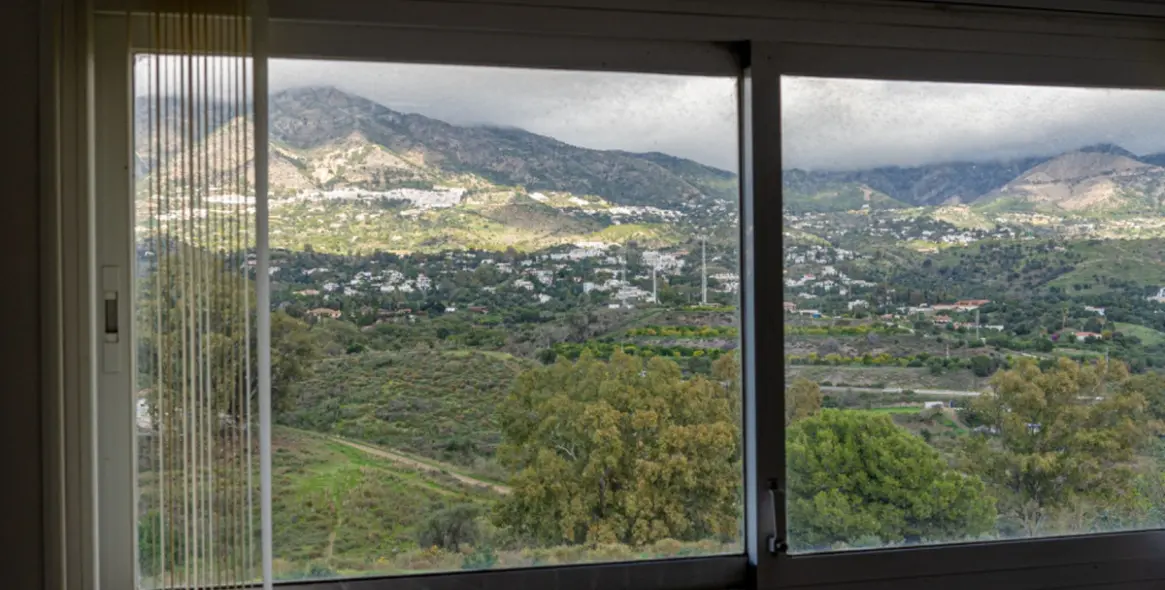 Продажа  отдельно стоящей виллы в Campo Mijas 30