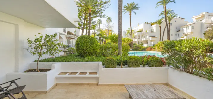 Venta de apartamento en planta baja en The Golden Mile 3