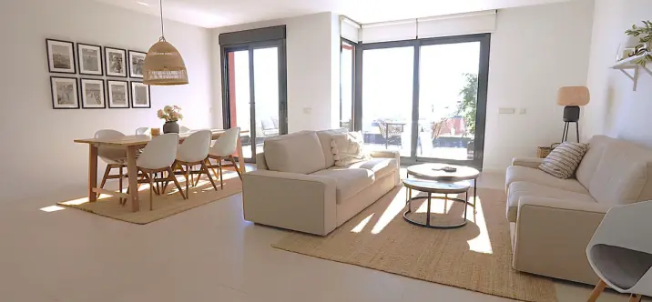 Продажа двухуровневого пентхауса в Carvajal 3