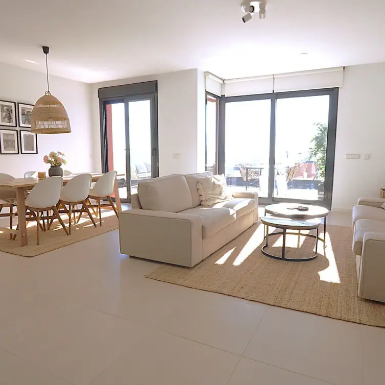 Venta de ático dúplex en Carvajal
