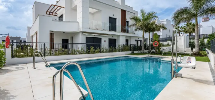 Продажа таунхауса в Bel Air 1