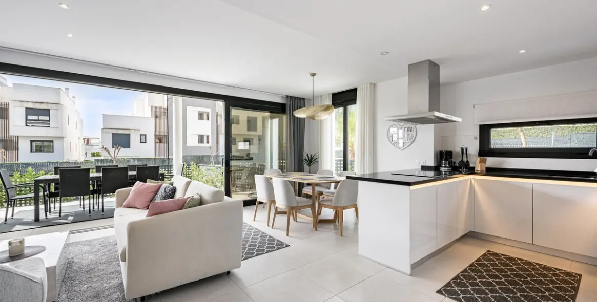 Продажа таунхауса в Bel Air 4