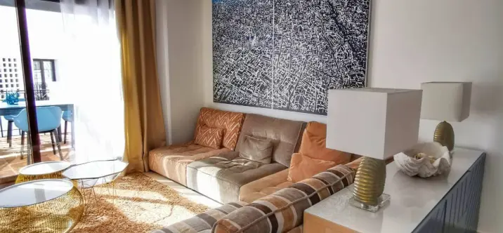 Продажа двухуровневого пентхауса в Altos de los Monteros 3