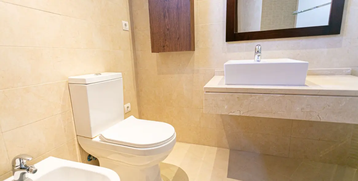 Продажа двухуровневого пентхауса в Altos de los Monteros 25