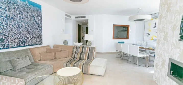 Sale of penthouse duplex in Altos de los Monteros 3