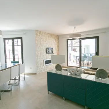 Sale of penthouse duplex in Altos de los Monteros