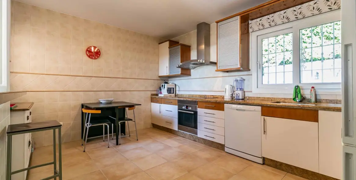 Продажа таунхауса в Artola 5