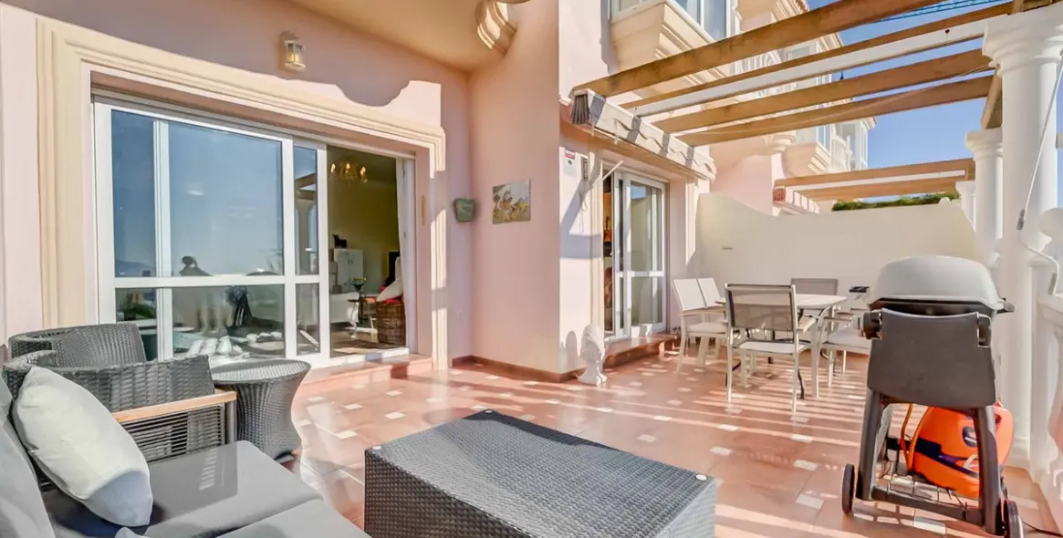 Продажа таунхауса в Artola 15