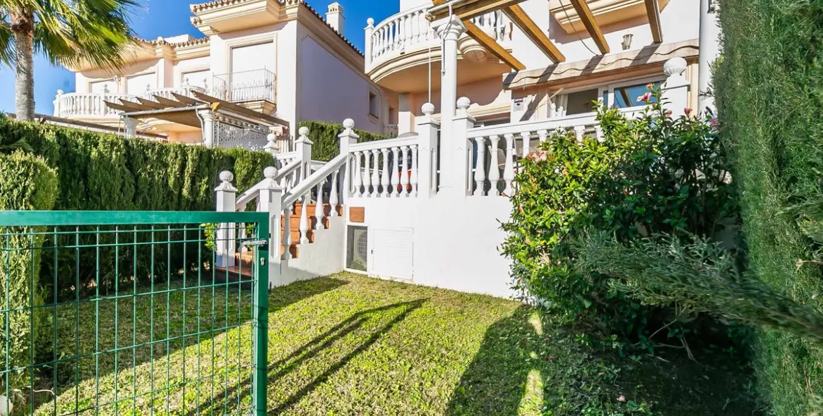 Продажа таунхауса в Artola 19