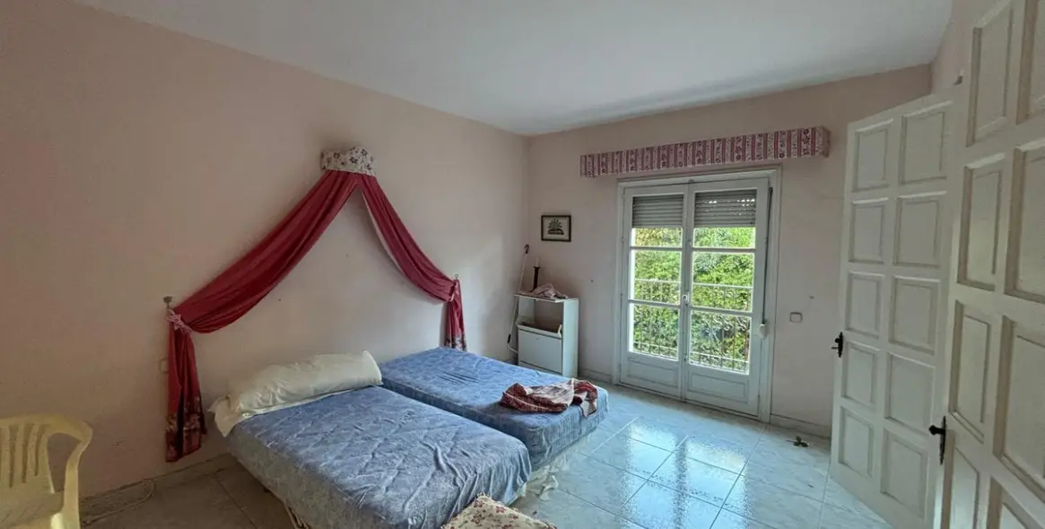 Venta de apartamento en planta media en Nueva Andalucía 4