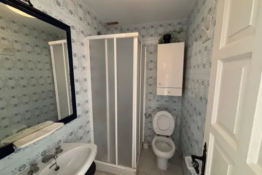 Image 7 thumb