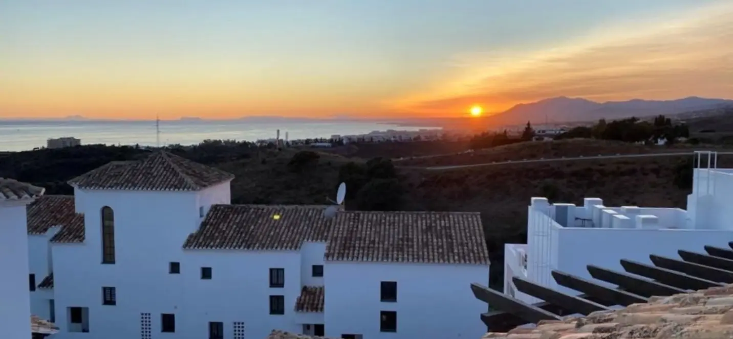 Продажа пентхауса в Altos de los Monteros 0