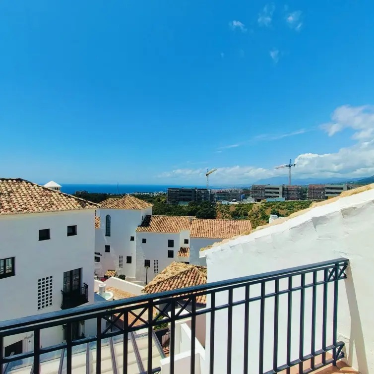 Продажа пентхауса в Altos de los Monteros