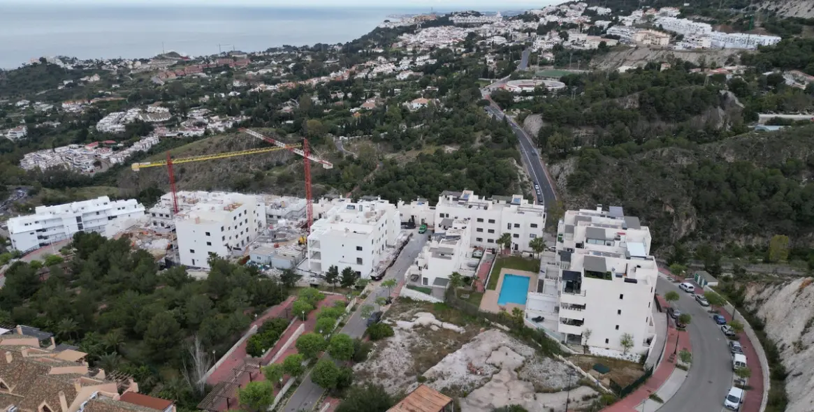 Продажа  жилого участка в Benalmadena 6