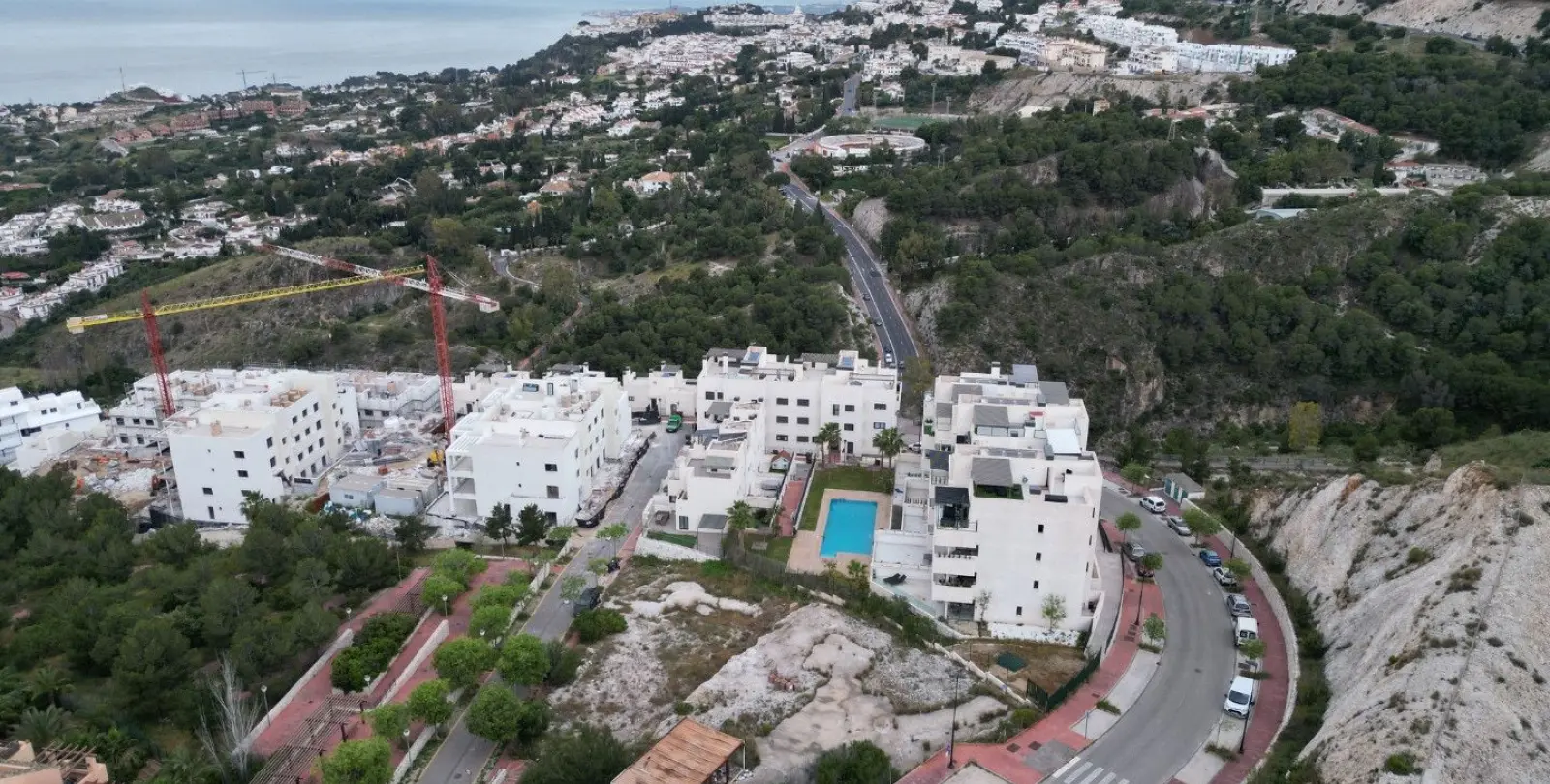 Продажа  жилого участка в Benalmadena 7