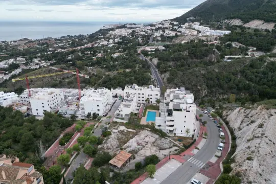 Image 7 thumb