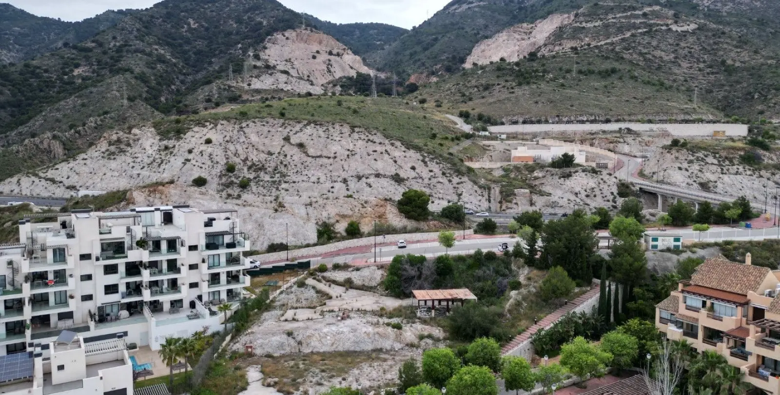 Продажа  жилого участка в Benalmadena 12