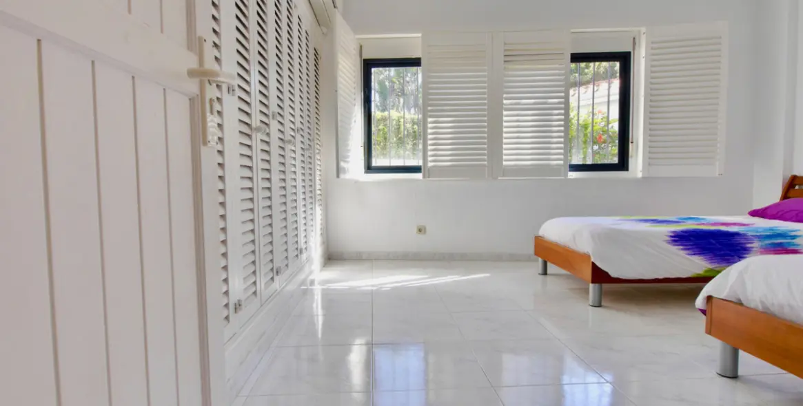 Продажа пентхауса в Puerto de Cabopino 11