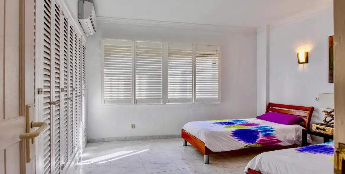 Sale of penthouse in Puerto de Cabopino 21