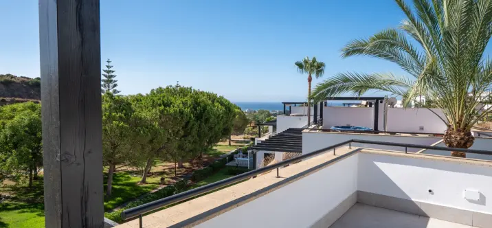 Sale of townhouse in Marbella 2