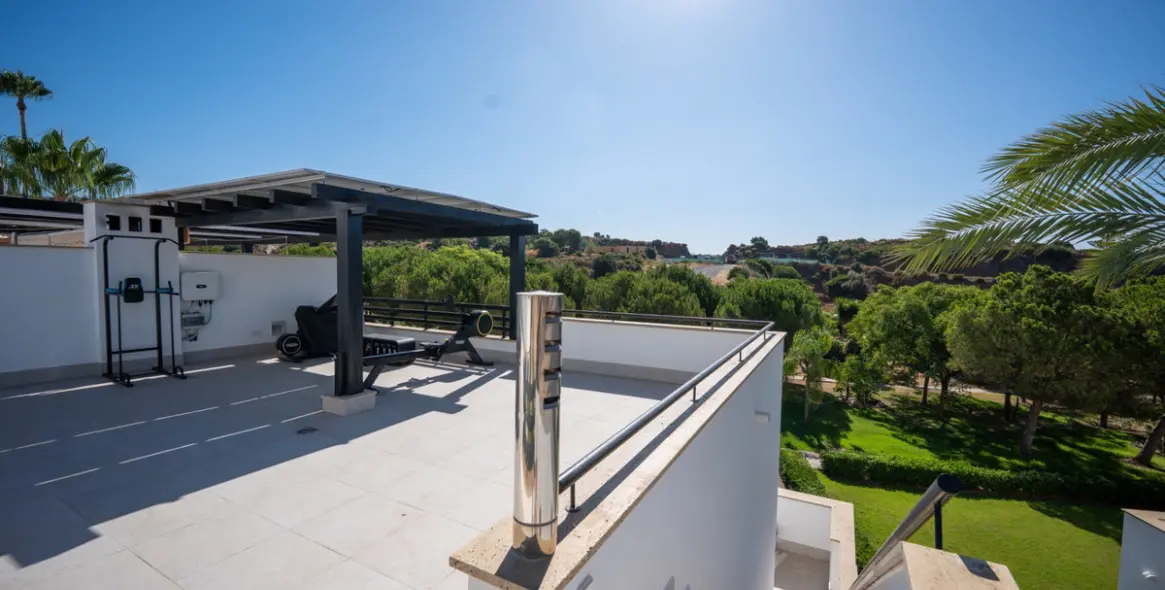 Sale of townhouse in Marbella 48