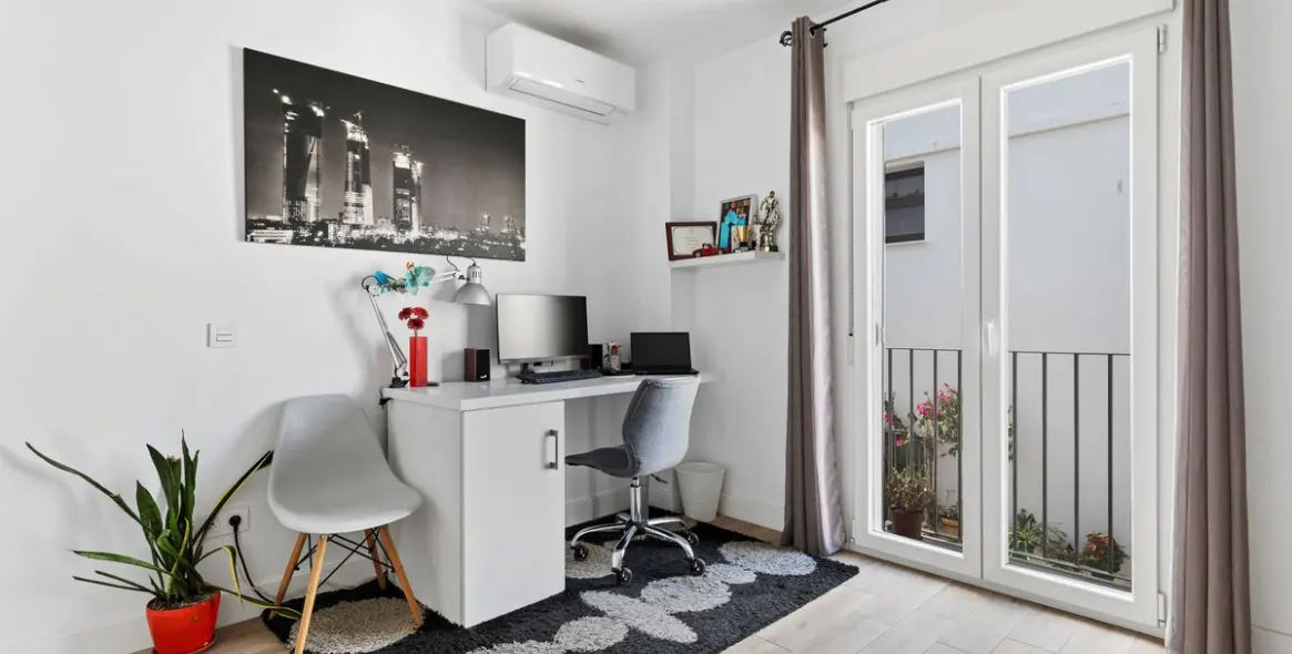 Sale of detached villa in Estepona 14