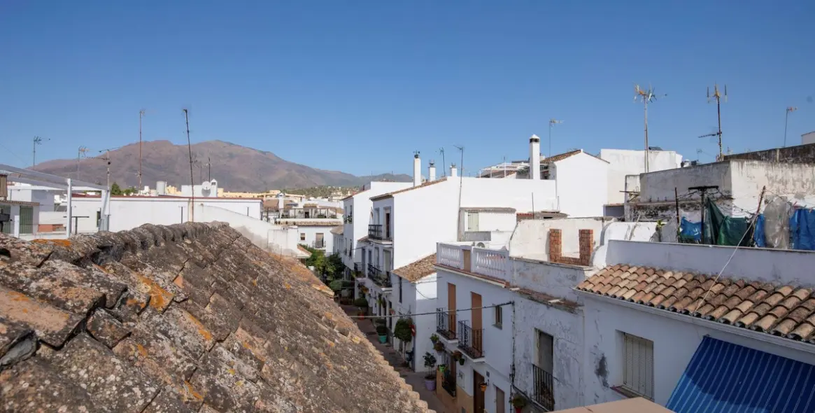 Продажа  отдельно стоящей виллы в Estepona 22