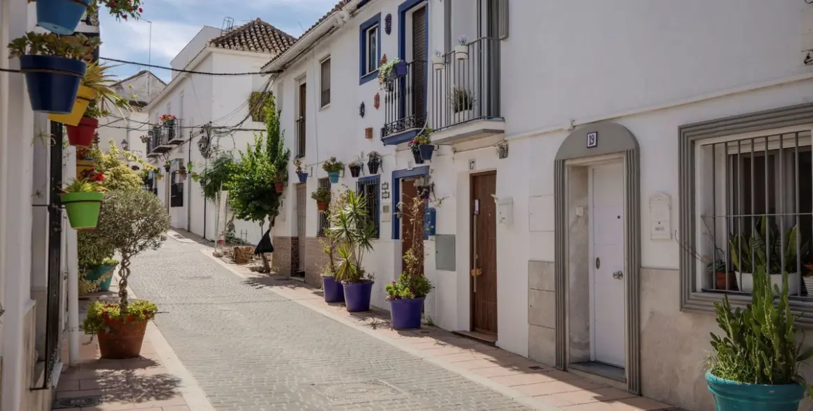 Venta de villa independiente en Estepona 4