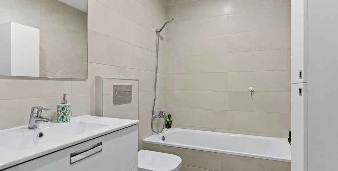 Venta de villa independiente en Estepona 15