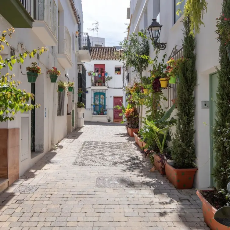 Venta de villa independiente en Estepona