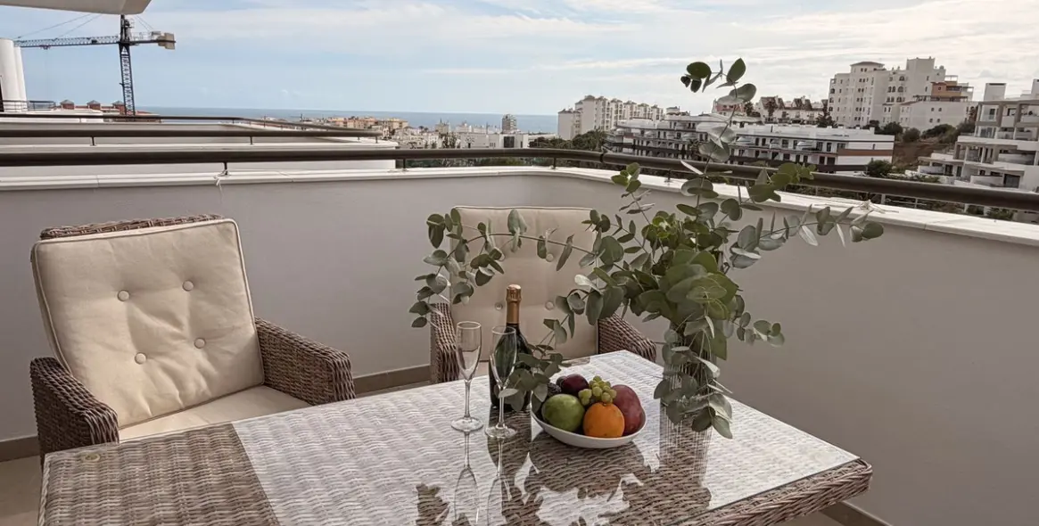 Продажа пентхауса в Estepona 1