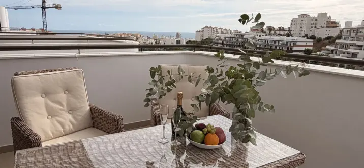 Продажа пентхауса в Estepona 0