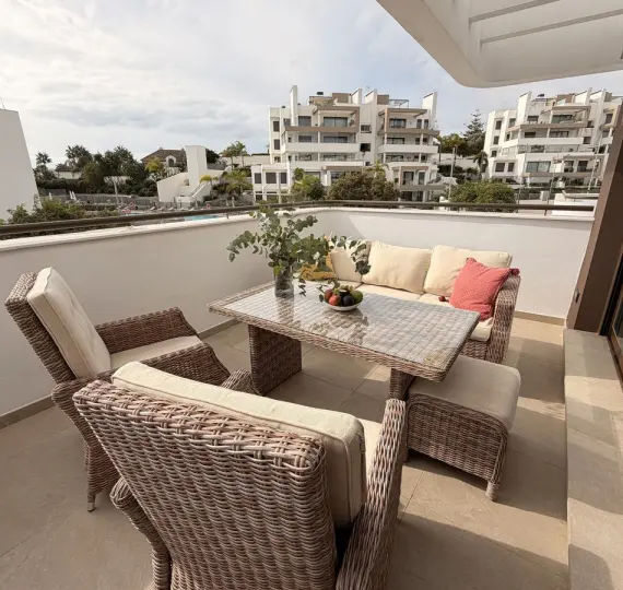 Продажа пентхауса в Estepona